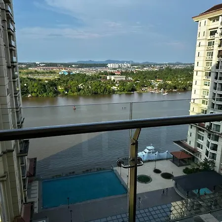 A.R Homestay Riverine Condominium Kuching Exterior photo